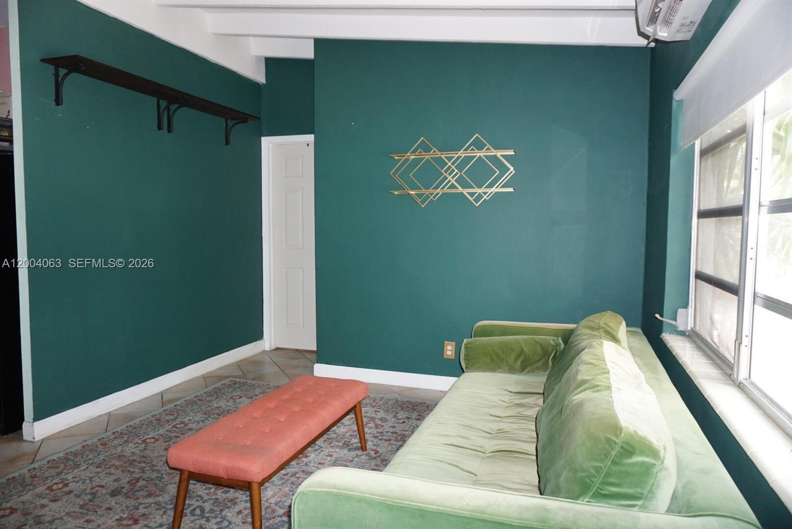 LARGO SOUND VILLAGE - Residential