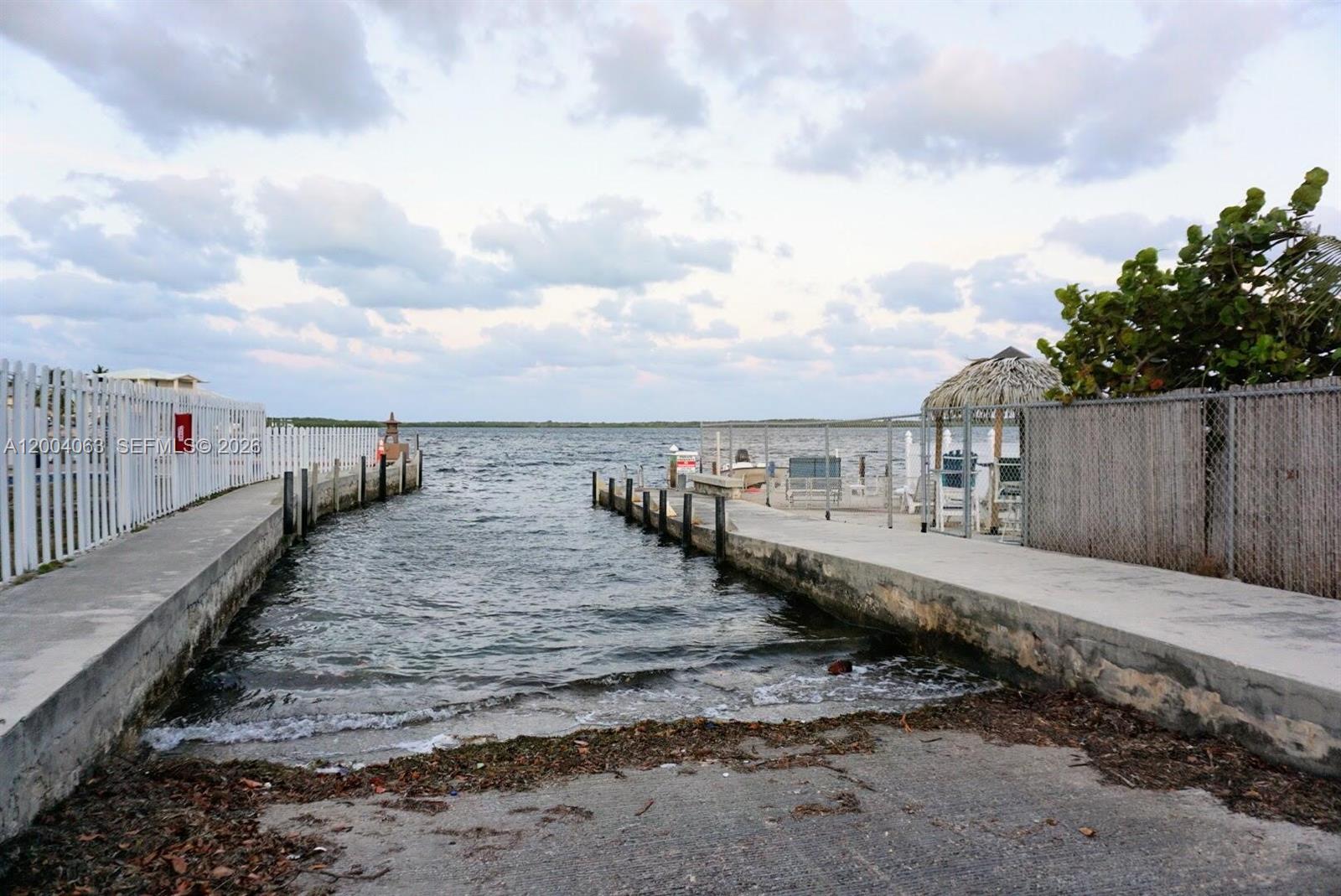 LARGO SOUND VILLAGE - Residential