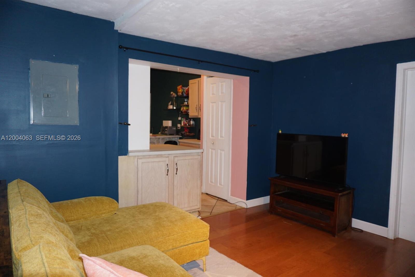 LARGO SOUND VILLAGE - Residential