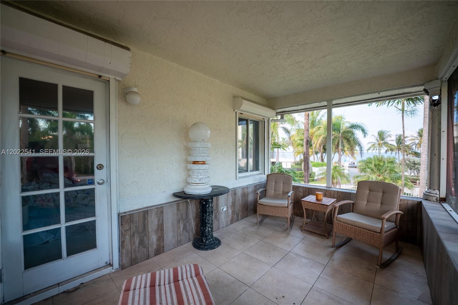 LAUDERDALE BEACH - Residential