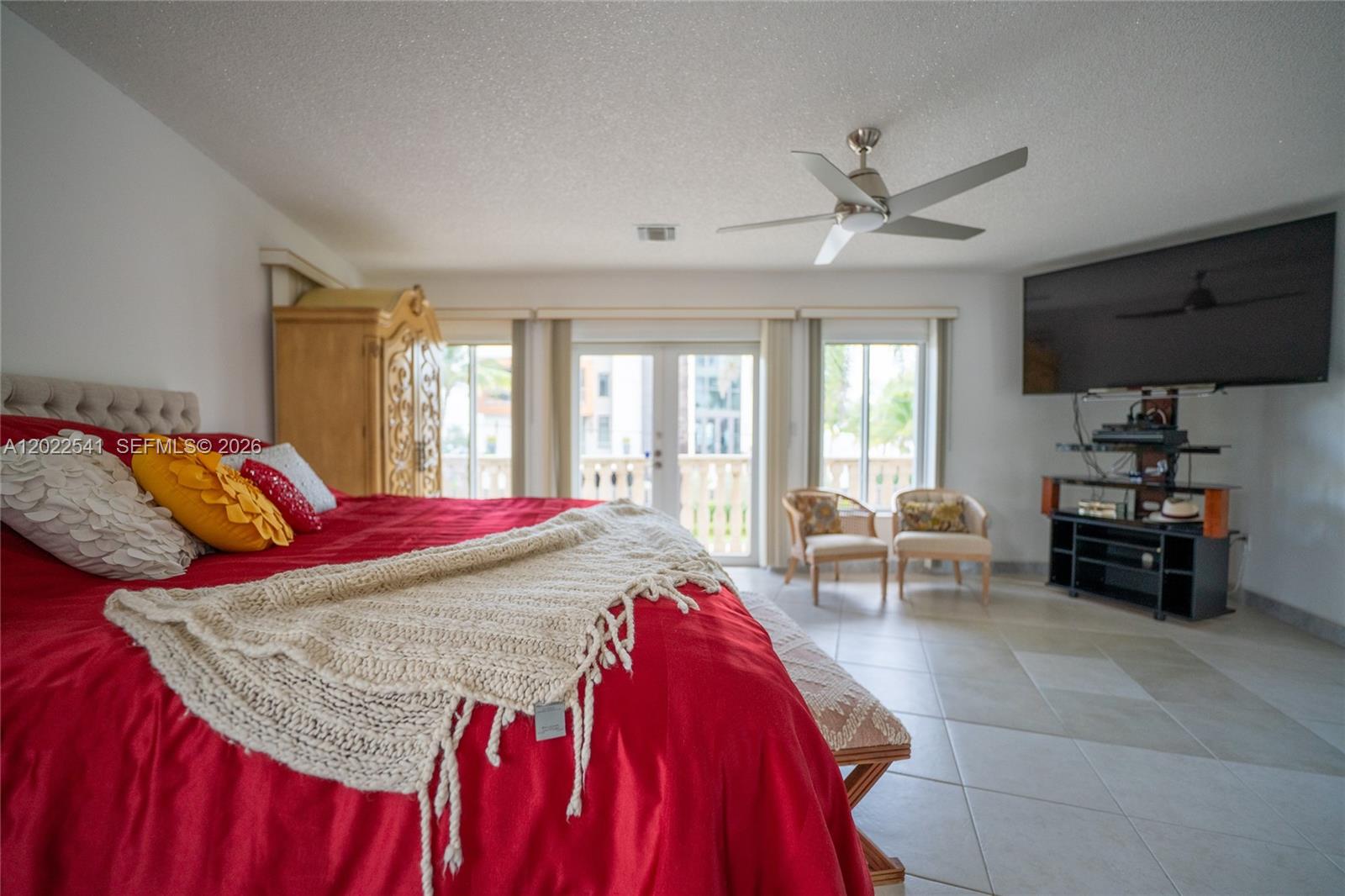 LAUDERDALE BEACH - Residential