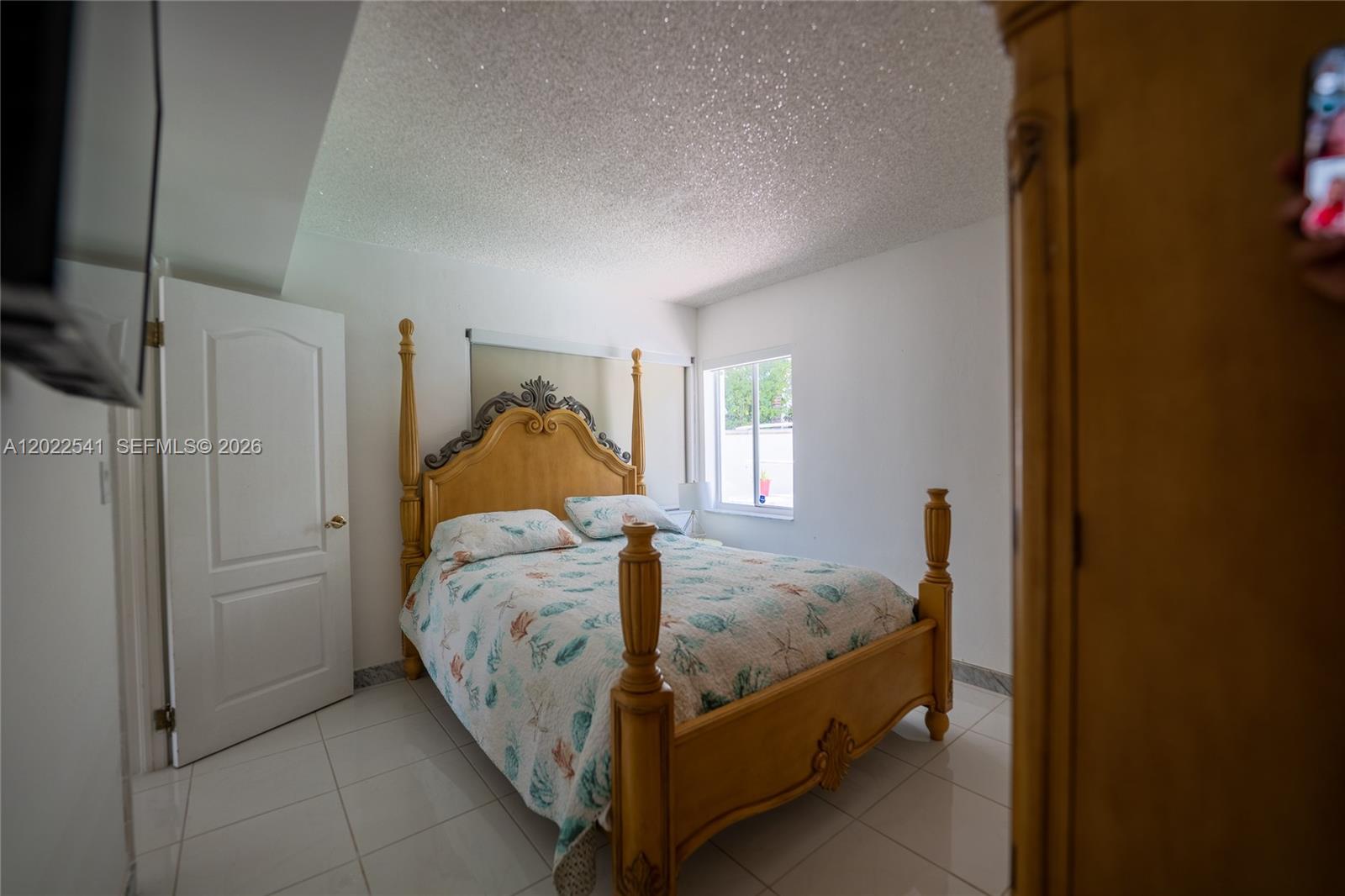 LAUDERDALE BEACH - Residential