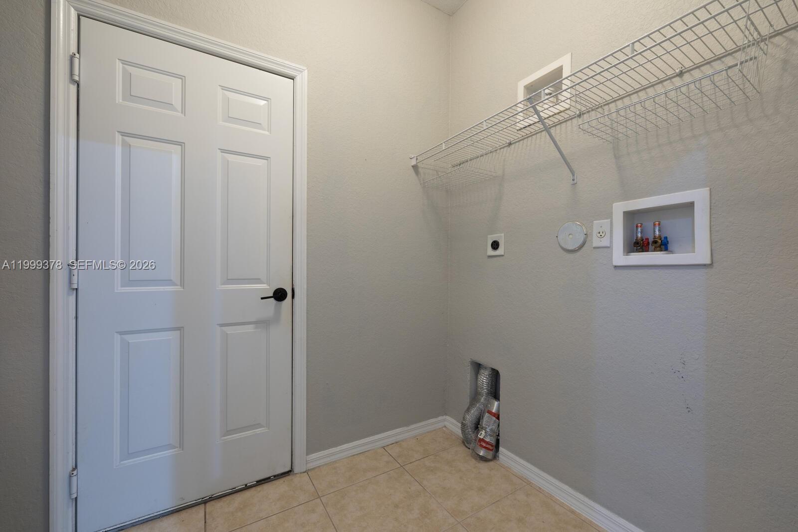 ISLES AT WESTON - Residential