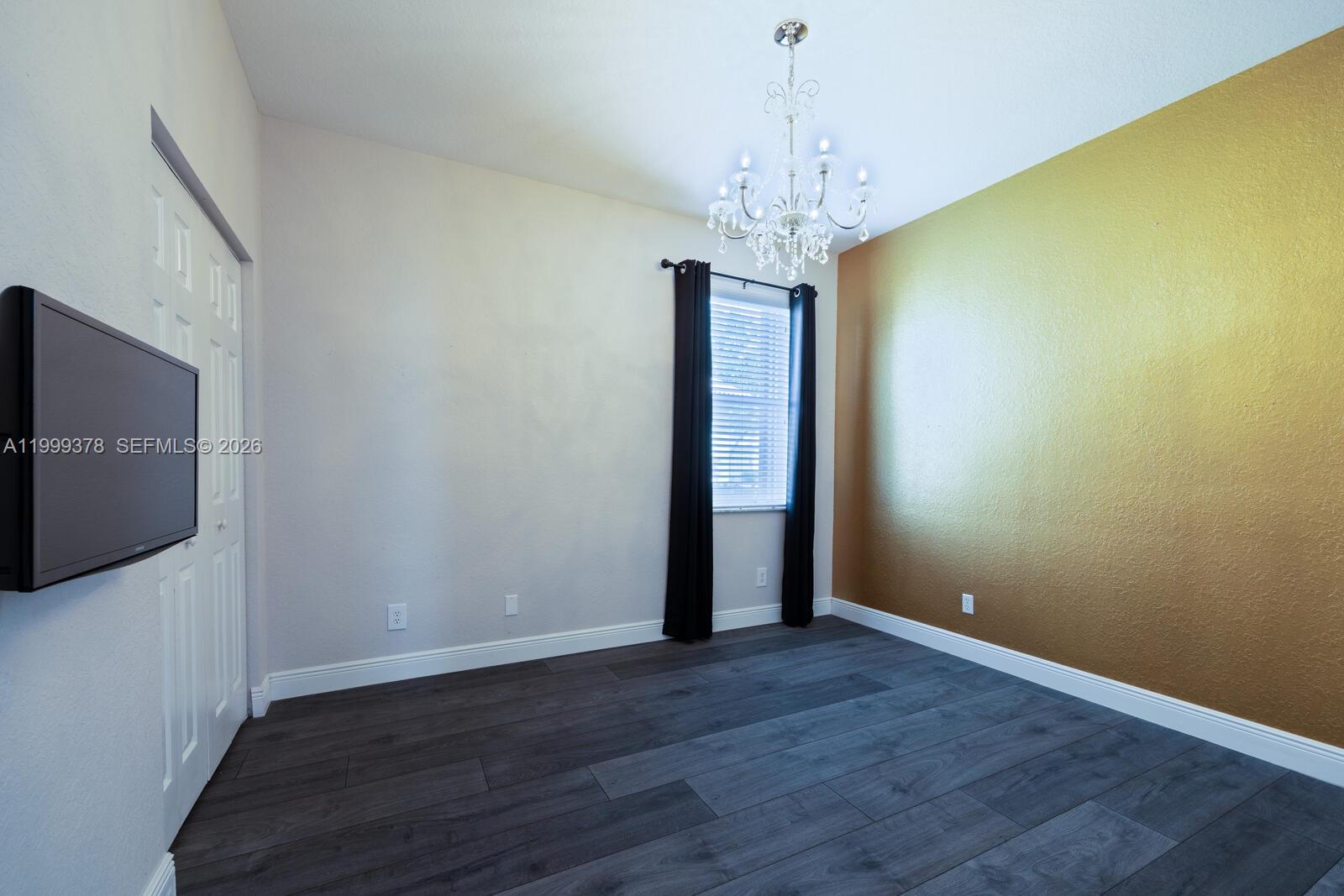 ISLES AT WESTON - Residential