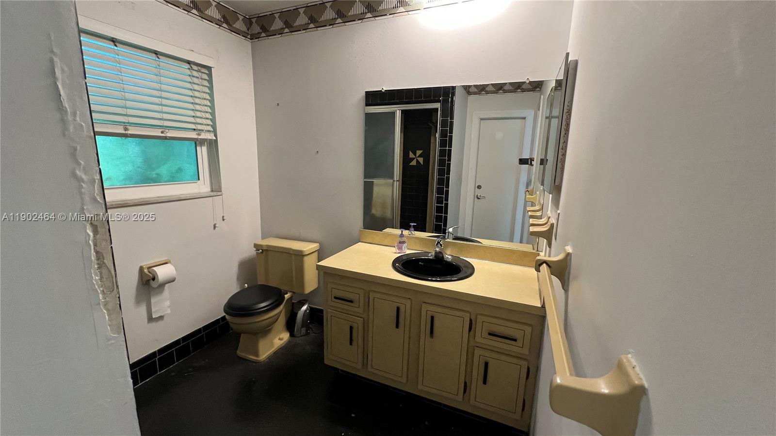 FOREST HILLS SOUTH - Residential