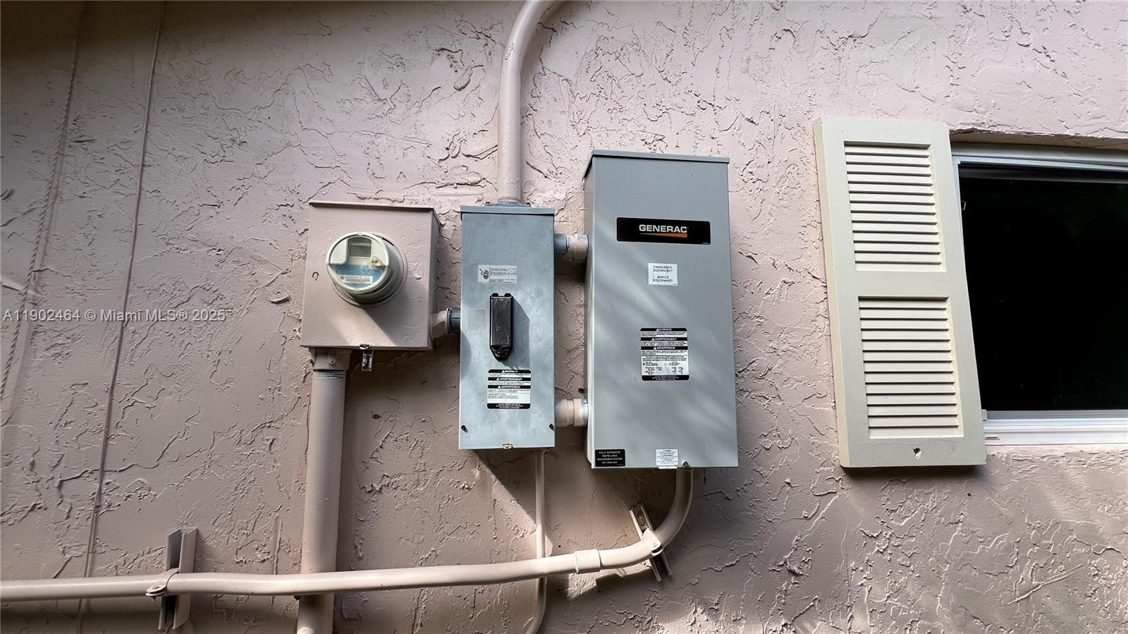 FOREST HILLS SOUTH - Residential