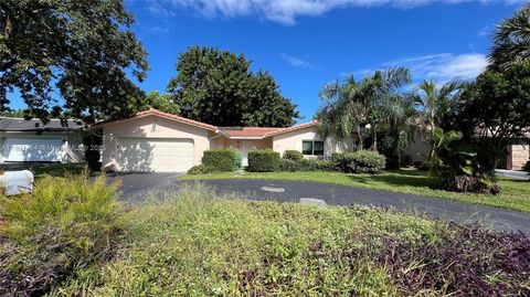 8535 NW 25th Pl Coral Springs FL 33065