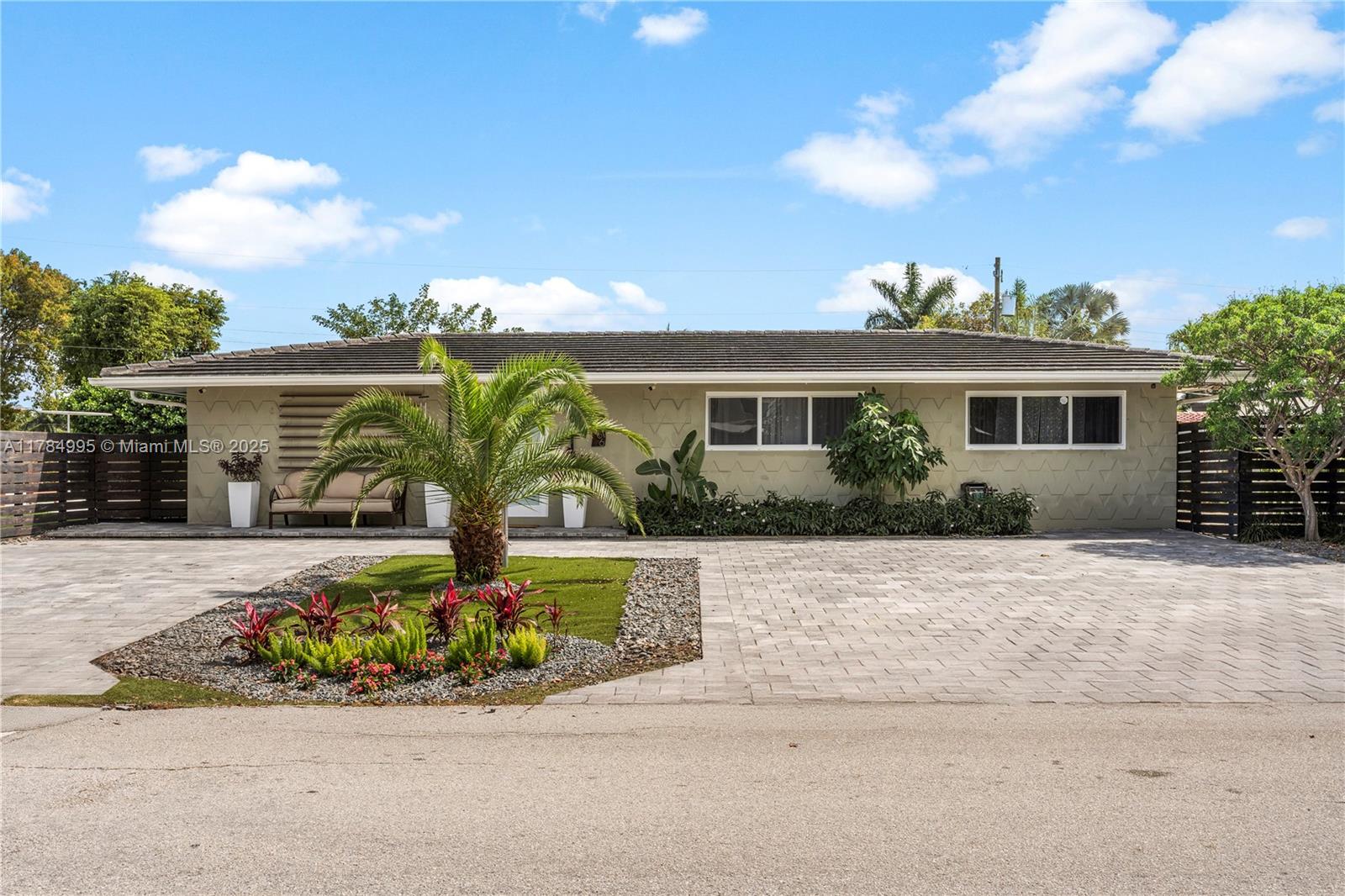 Property for Sale at 2666 Ne 35th Dr, Fort Lauderdale, Broward County, Florida - Bedrooms: 3 
Bathrooms: 2  - $1,450,000