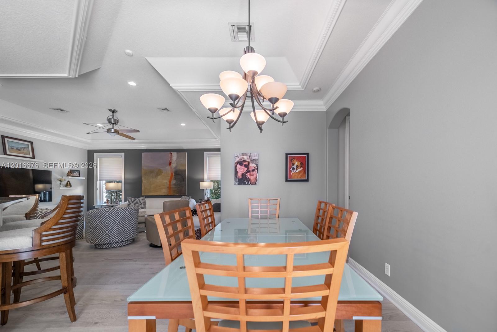 COUNTRY GLEN - Residential