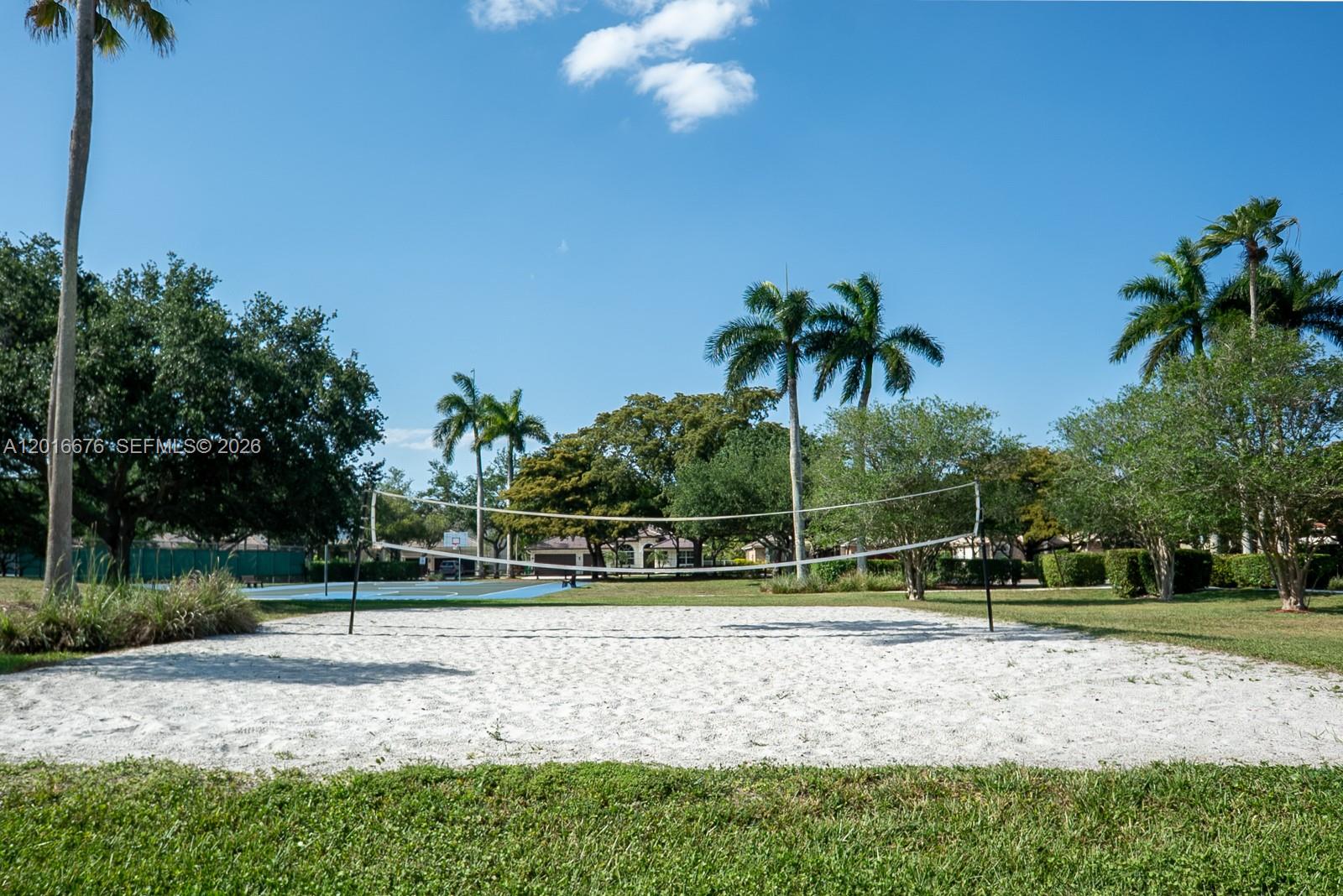COUNTRY GLEN - Residential
