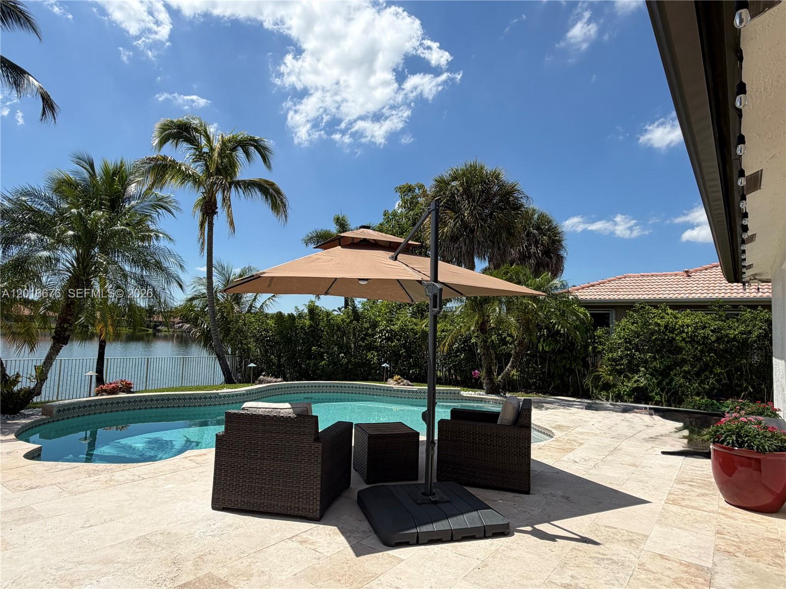COUNTRY GLEN - Residential