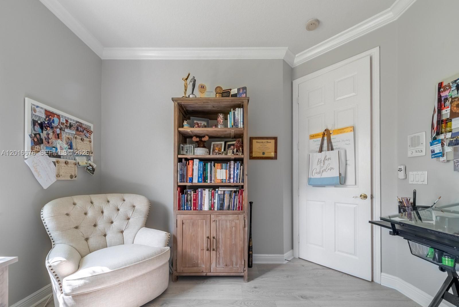 COUNTRY GLEN - Residential