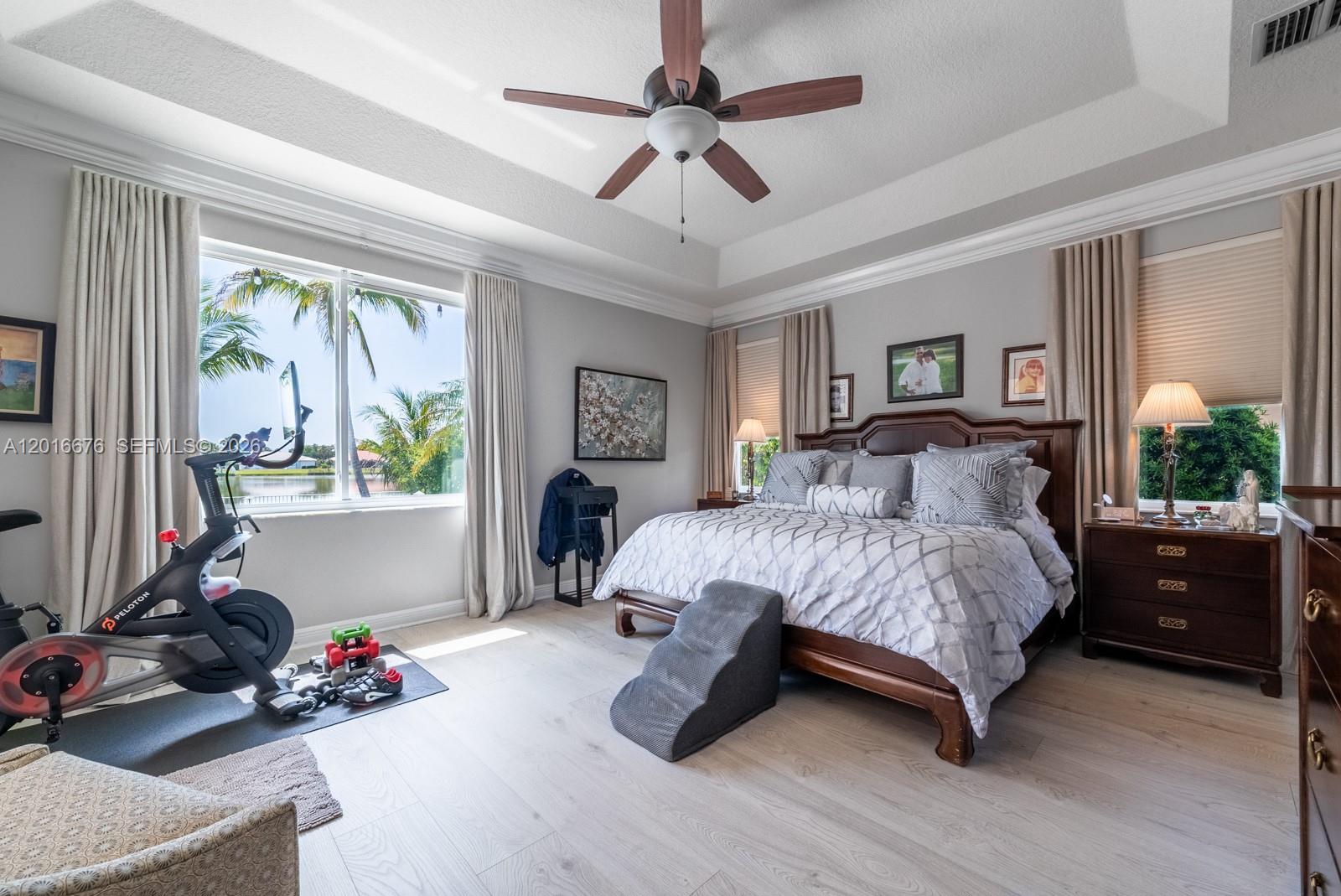 COUNTRY GLEN - Residential