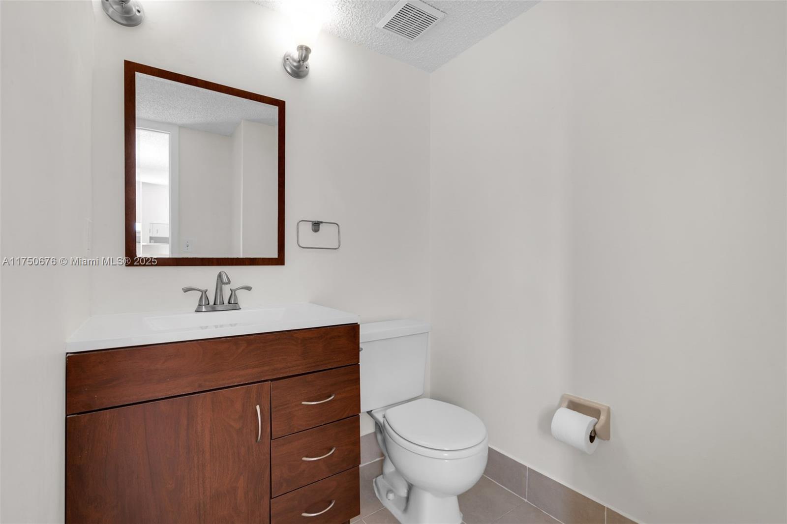 29 SANTILLANE AVENUE COND - Residential