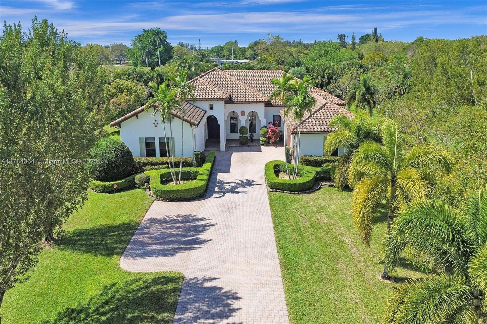 Rental Property at 4455 Parkside Rd, Davie, Broward County, Florida - Bedrooms: 5 
Bathrooms: 5  - $10,500 MO.