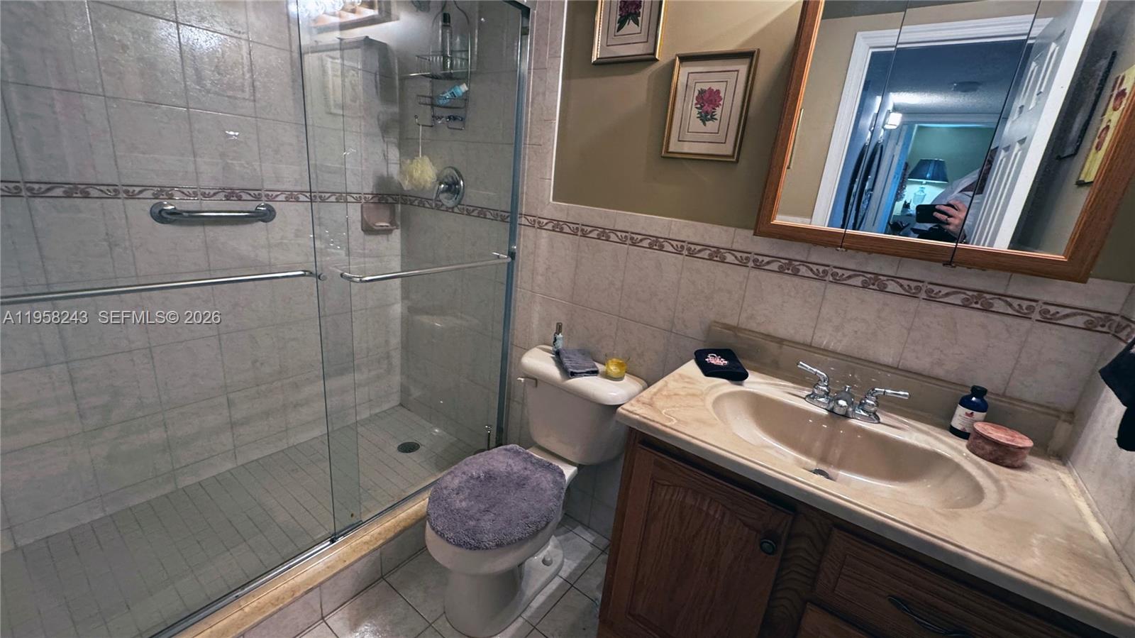 SOUTH WINDS CONDO - Residential