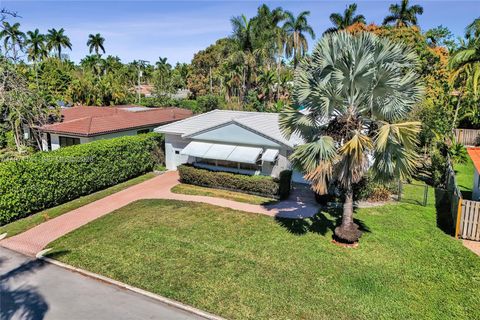 Photo of 1235 Jefferson St, Hollywood, FL 33019 (MLS # A11971144)