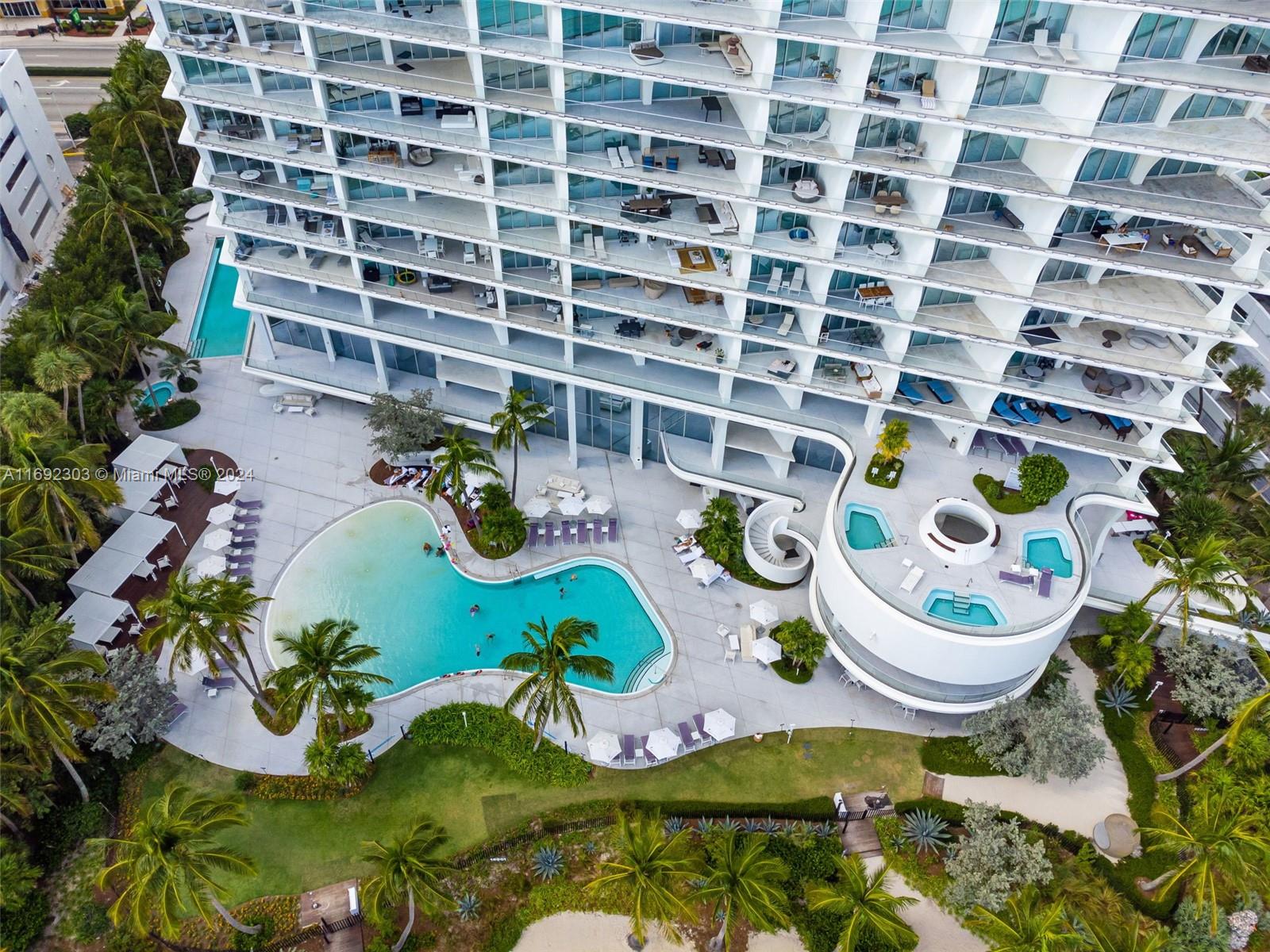 JADE SIGNATURE CONDO - Residential