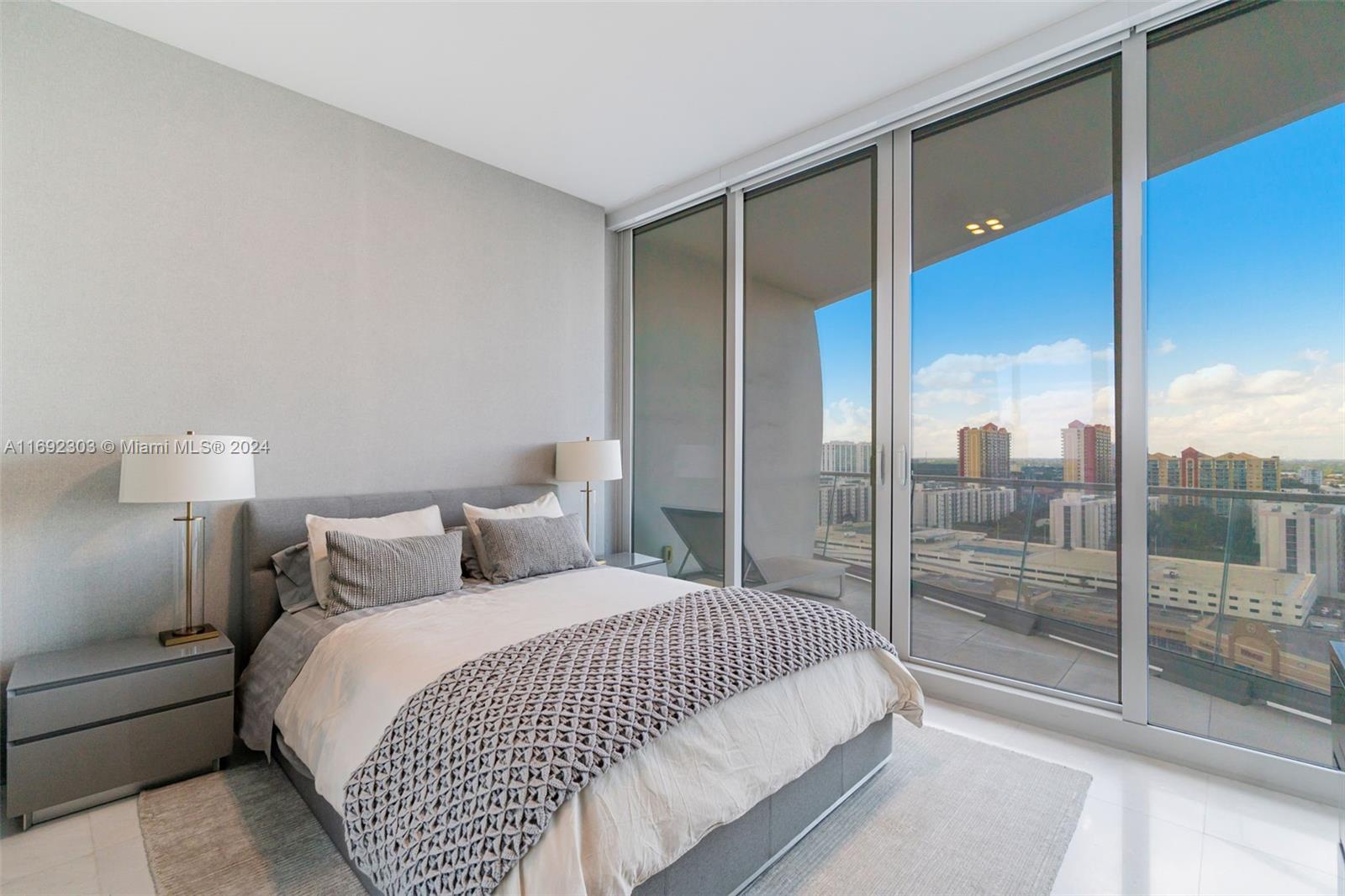 JADE SIGNATURE CONDO - Residential