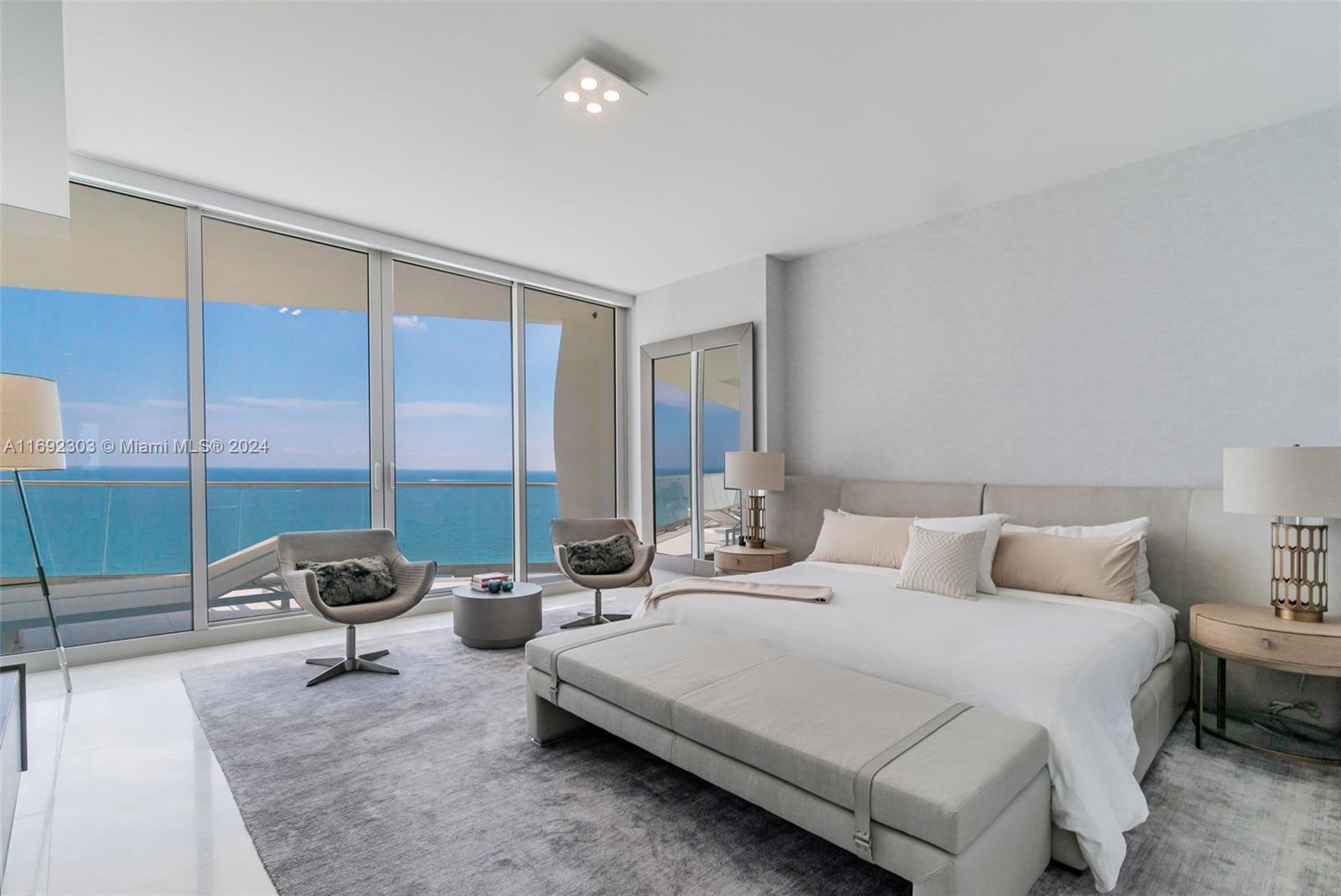 JADE SIGNATURE CONDO - Residential