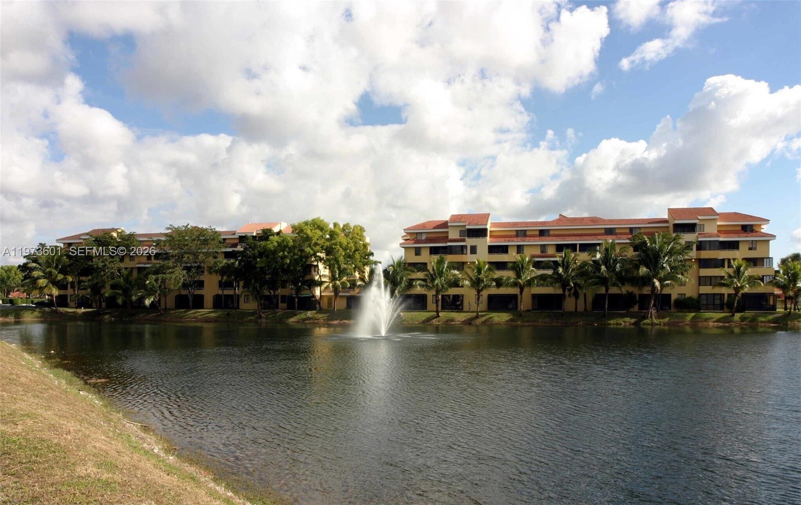 VERABELLA FALLS CONDO - Residential Lease