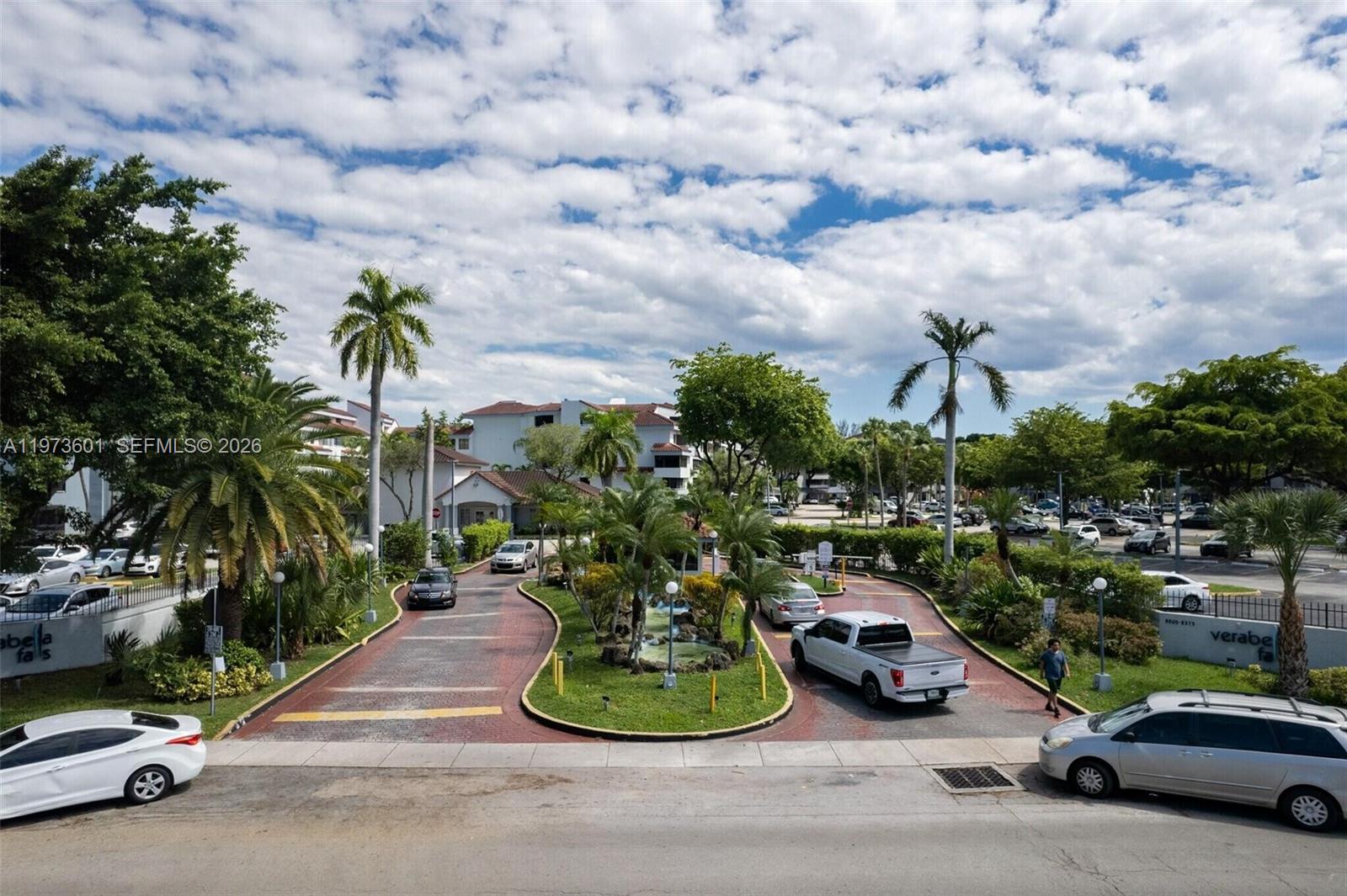 VERABELLA FALLS CONDO - Residential Lease