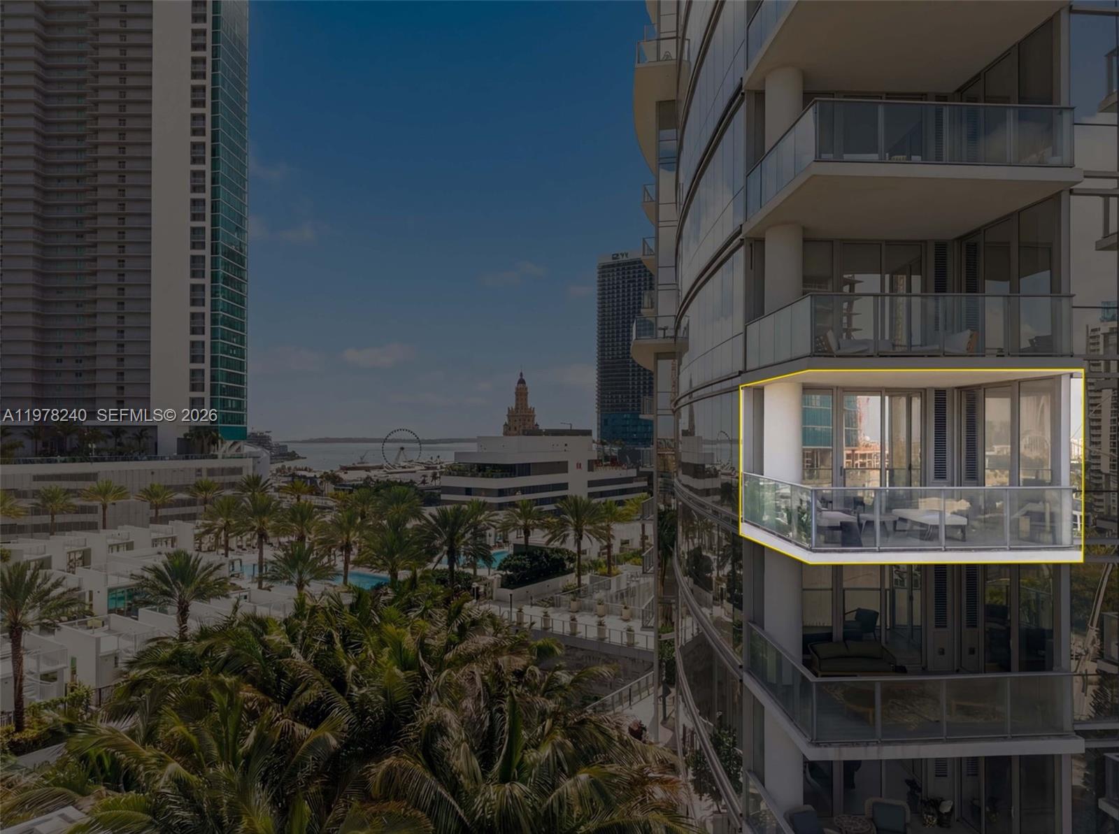 PARAMOUNT MIAMI WORLDCENT - Residential Lease