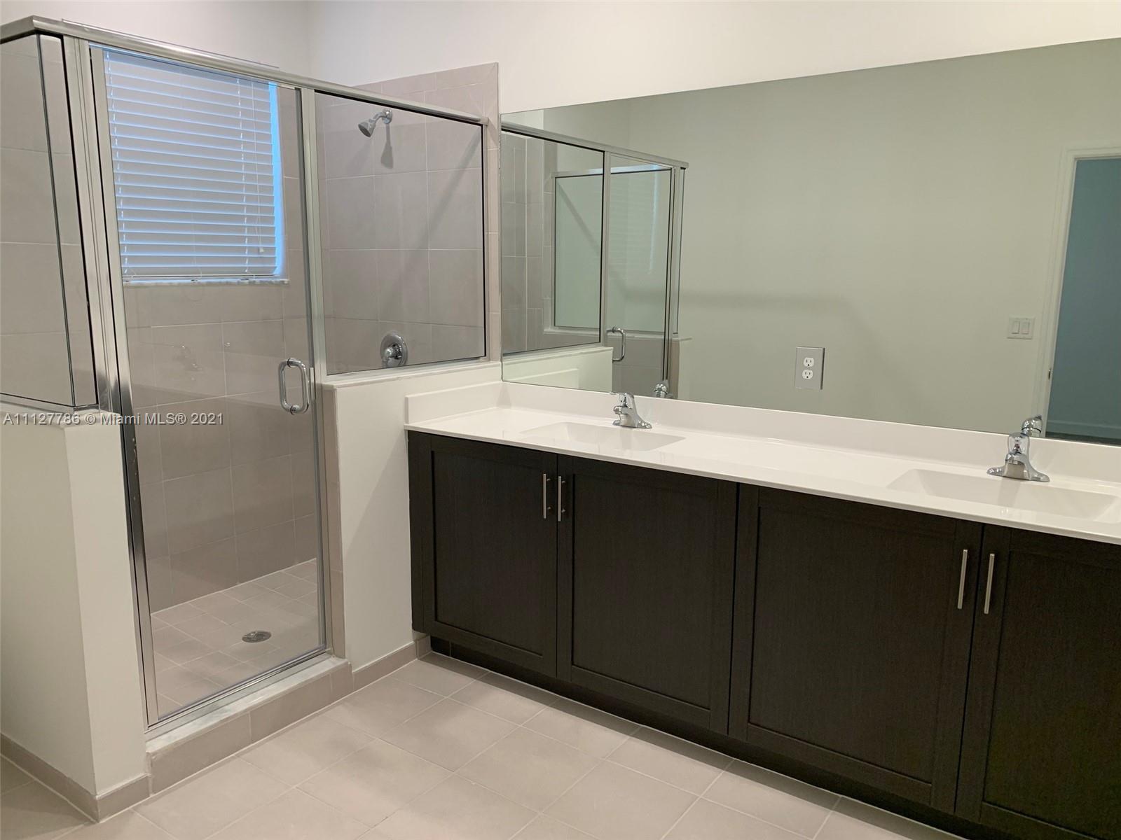 KEYS GATE RESIDENTIAL - Residential Lease