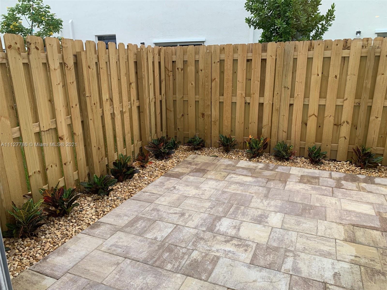 KEYS GATE RESIDENTIAL - Residential Lease