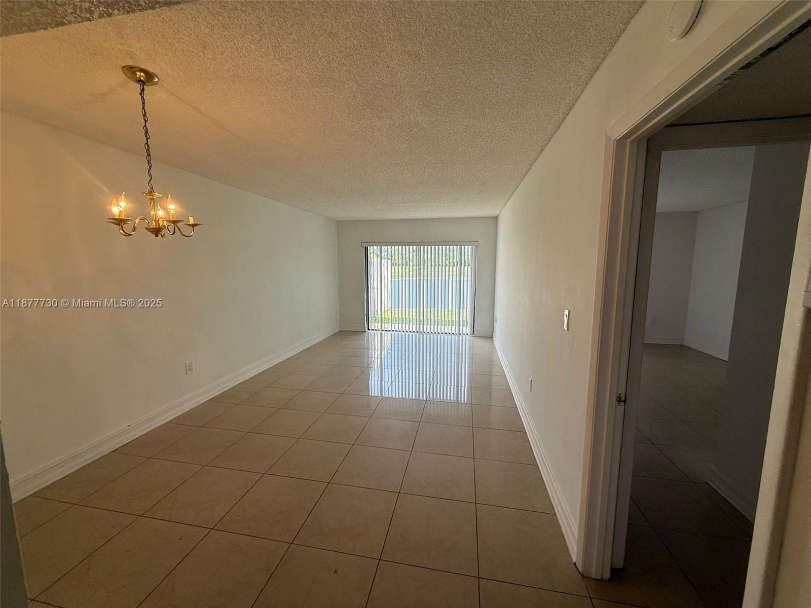 VILLAS AT LAKEVIEW CONDO - Residential Lease