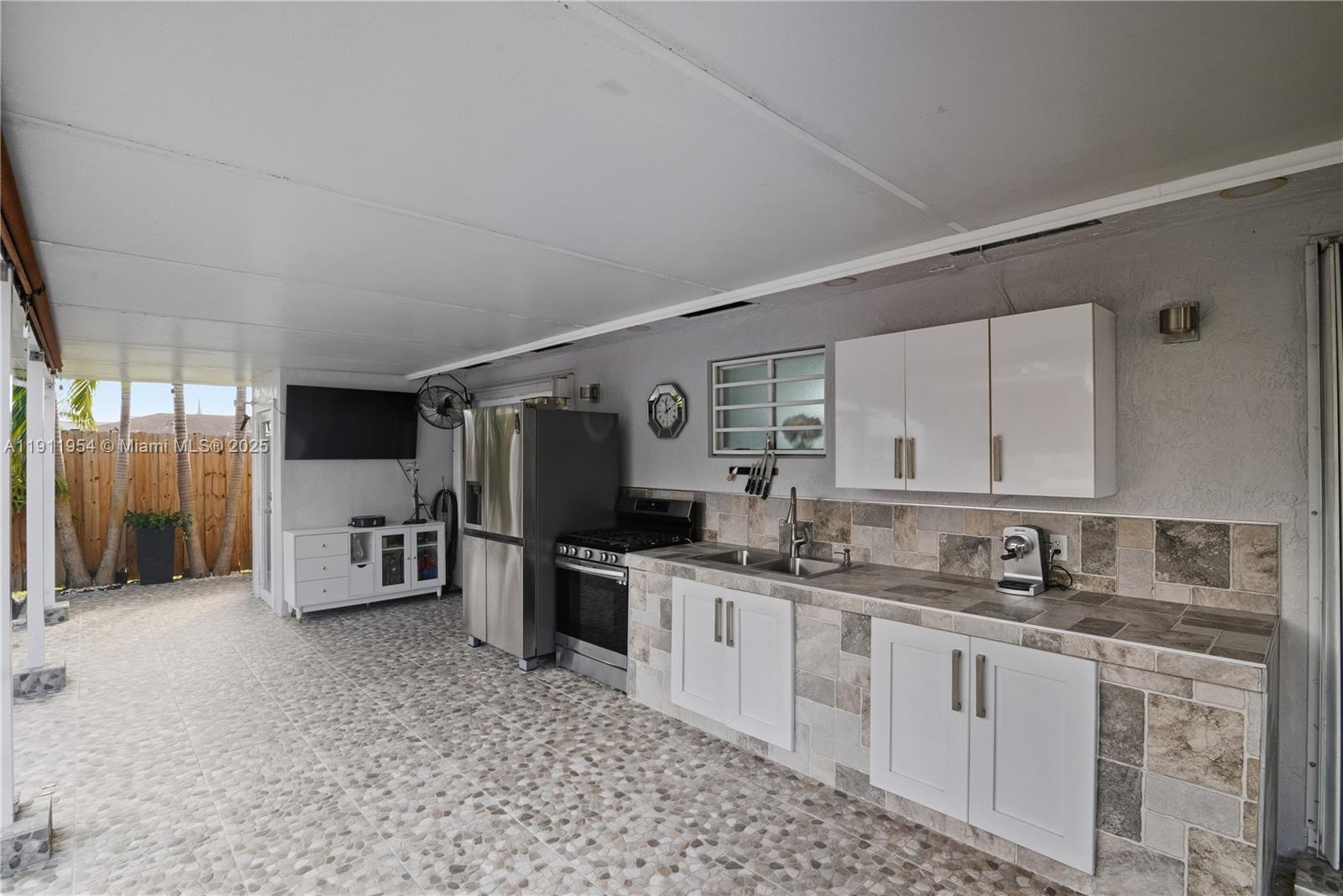 SYMMES - SHARMAN TRACT - Residential