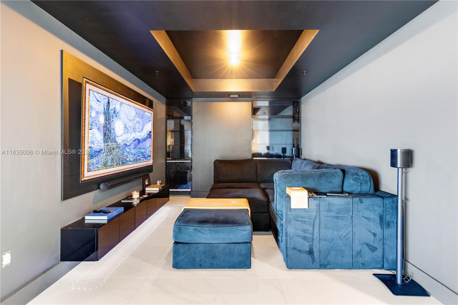 MARINA PALMS RESIDENCES S - Residential