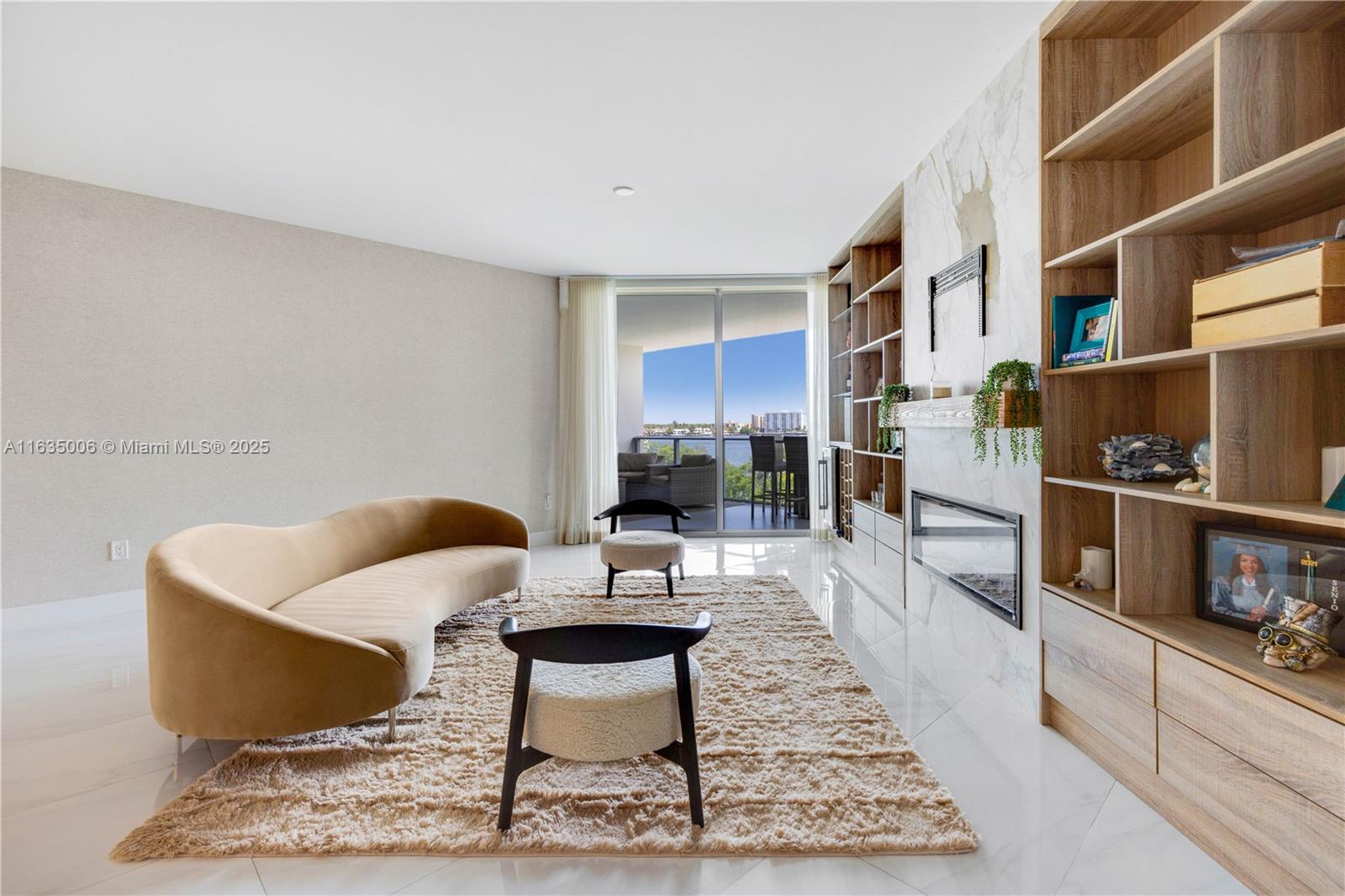 MARINA PALMS RESIDENCES S - Residential
