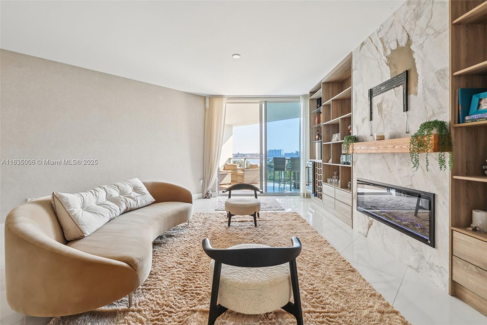 MARINA PALMS RESIDENCES S - Residential