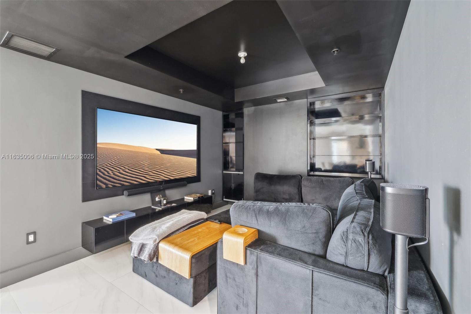 MARINA PALMS RESIDENCES S - Residential