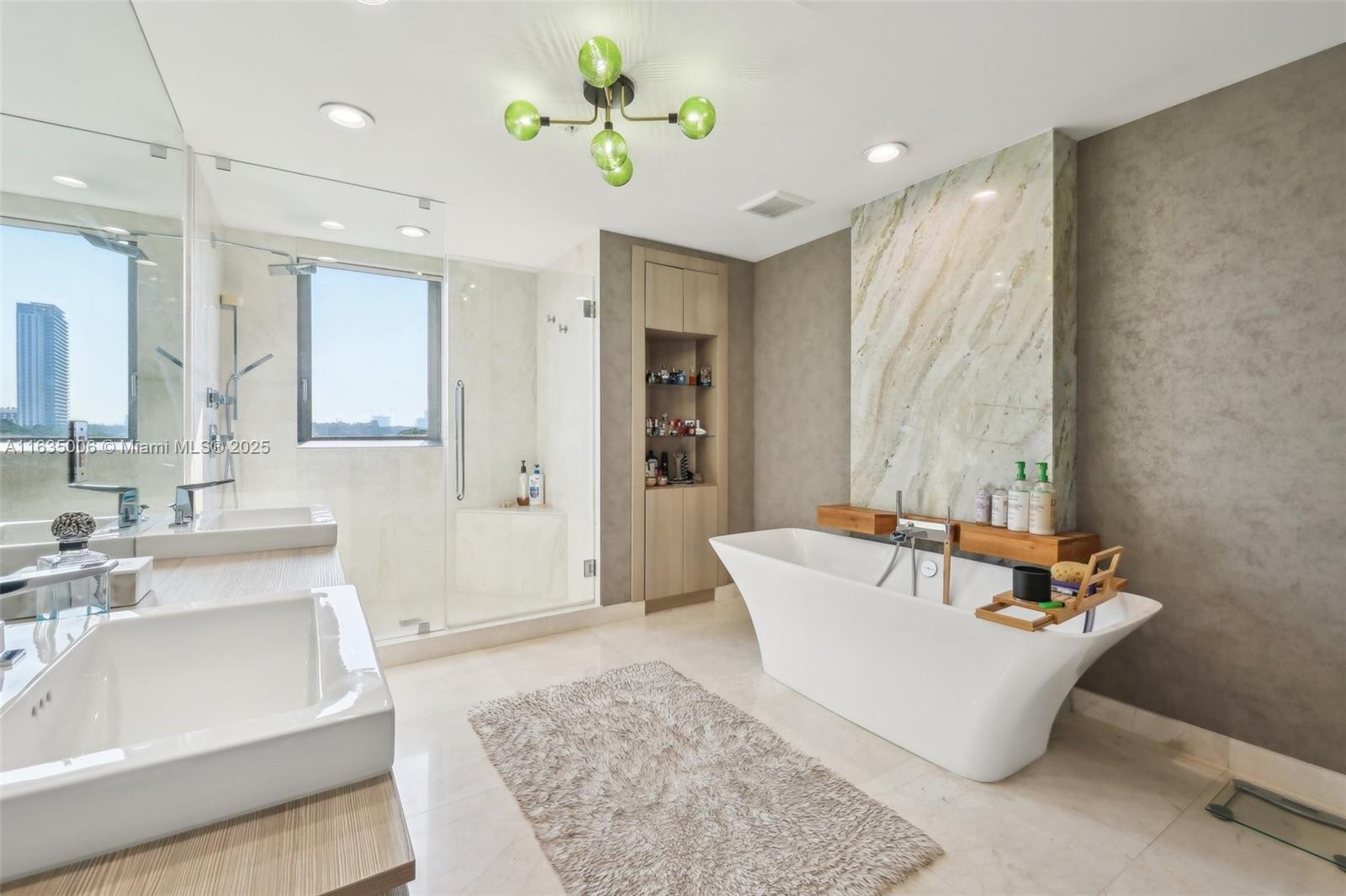 MARINA PALMS RESIDENCES S - Residential