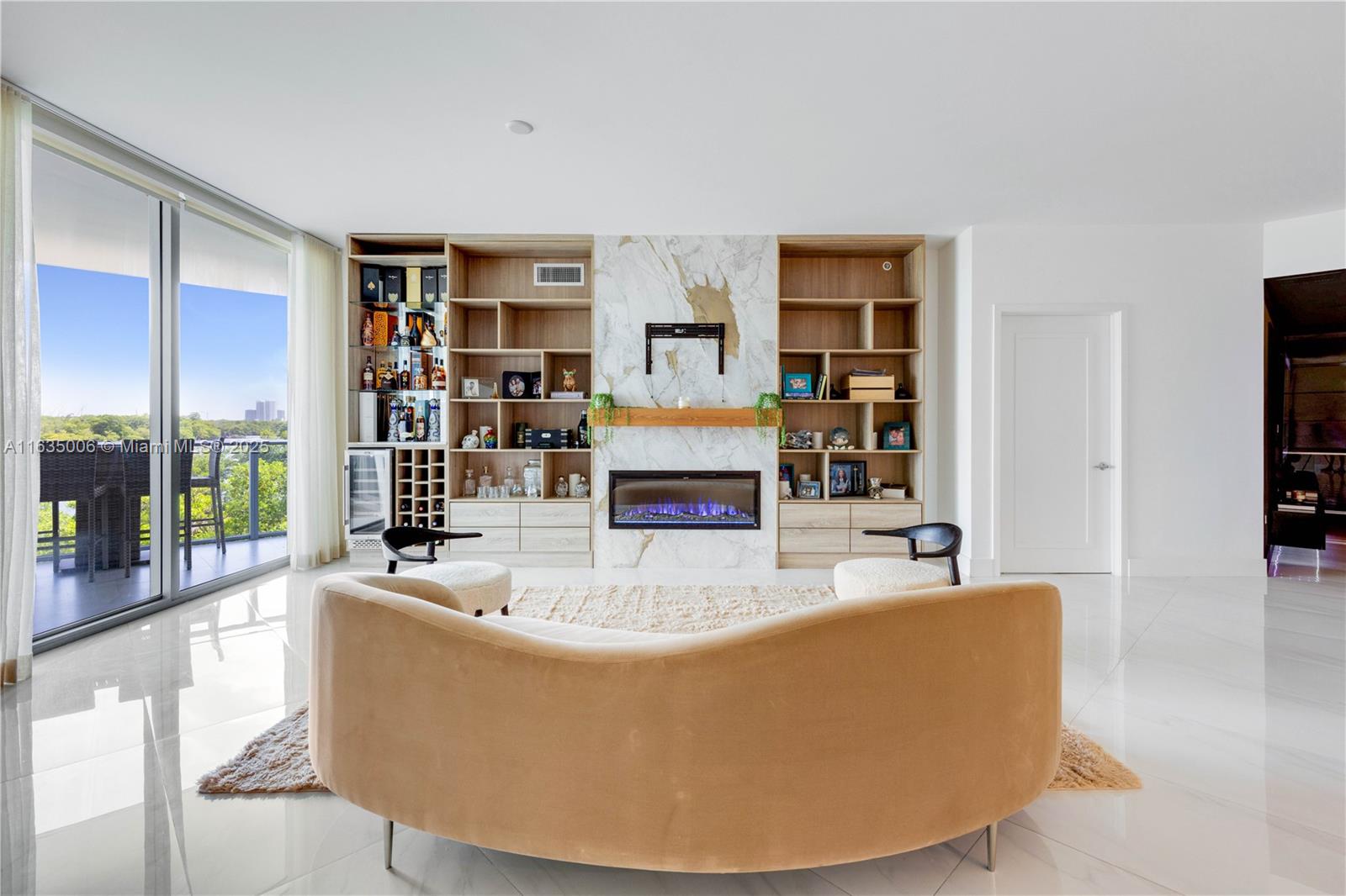 Property for Sale at 17111 Biscayne Blvd 304, North Miami Beach, Miami-Dade County, Florida - Bedrooms: 2 
Bathrooms: 3  - $1,099,999