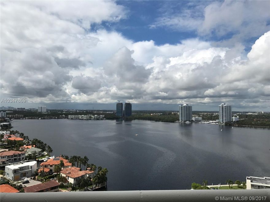 BEAUTIFUL RENOVATED 2 BEDRM/ 2 BATH UNIT WITH GORGEOUS VIEWS. TILE AND WOOD FLOORS THROUGHOUT. LIVE IN PRESTIGOUS WILLIAMS ISLAND WITH FULL AMENITIES:  16 TENNIS COURTS, 3 RESTAURANTS, STATE OF THE ART SPA, MARINA, WALK/JOG PATH, KIDS PLAYGROUND, COURTESY BUS, WALK TO WILLIAMS ISLAND SYNAGOGUE AND SO MUCH MORE.... CABLE TV, HIGH SPEED INTERNET, WI-FI, WATER, VALET PARKING & SELF PARKING INCLUDED IN RENT.  AVAILABLE FOR ANNUAL OR SEASONAL RENTAL.