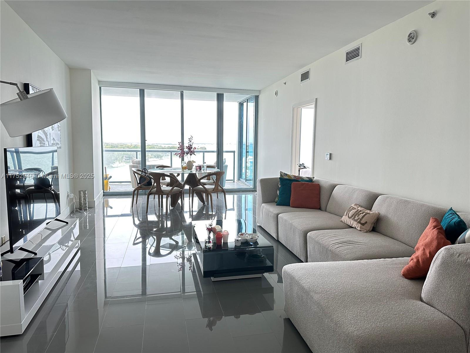 Property for Sale at 601 Ne 36th St 1009, Miami, Broward County, Florida - Bedrooms: 2 
Bathrooms: 3  - $660,000