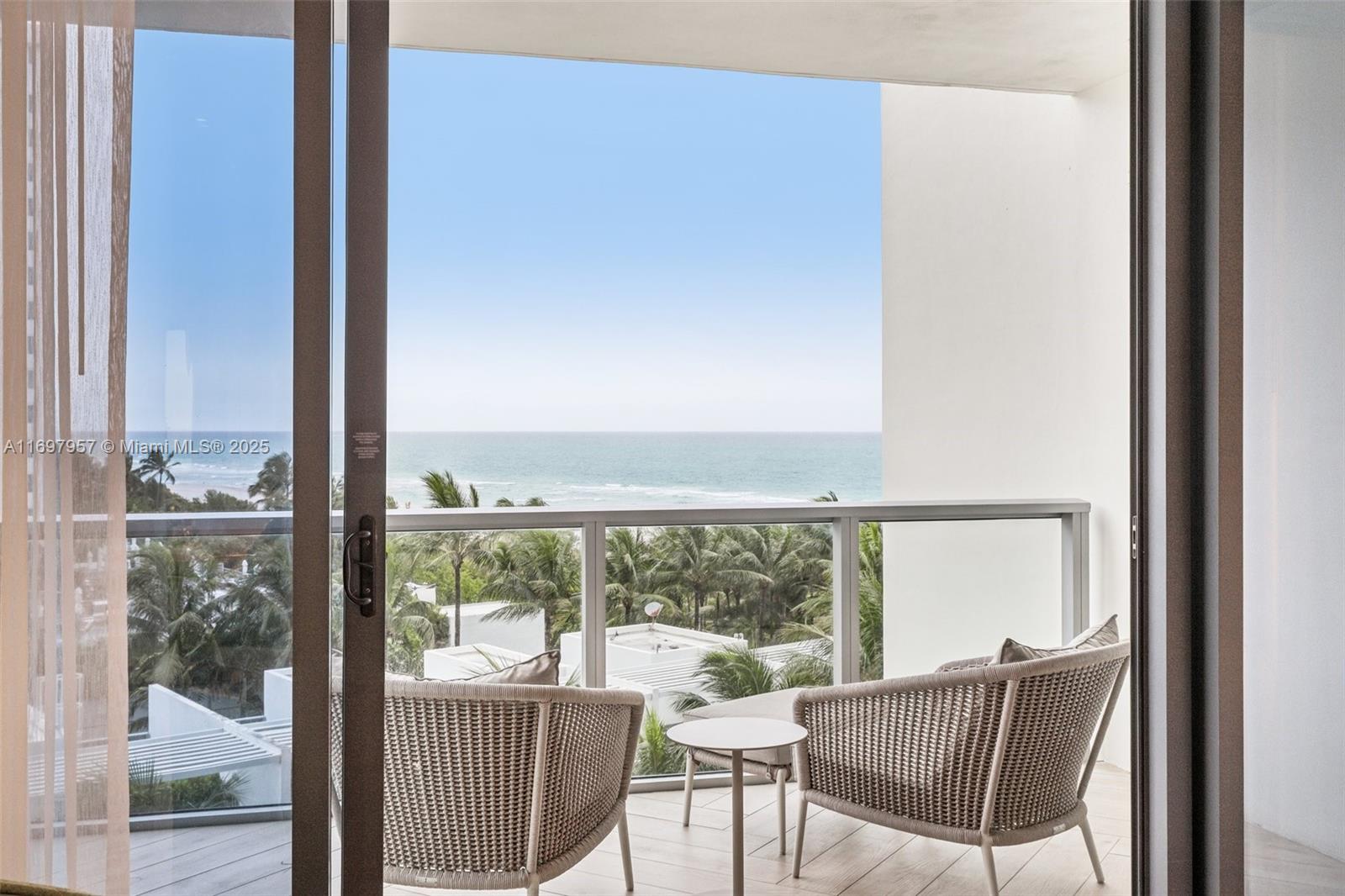 2201 Collins Ave 623, Miami Beach, Miami-Dade County, Florida - 1 Bathrooms - 