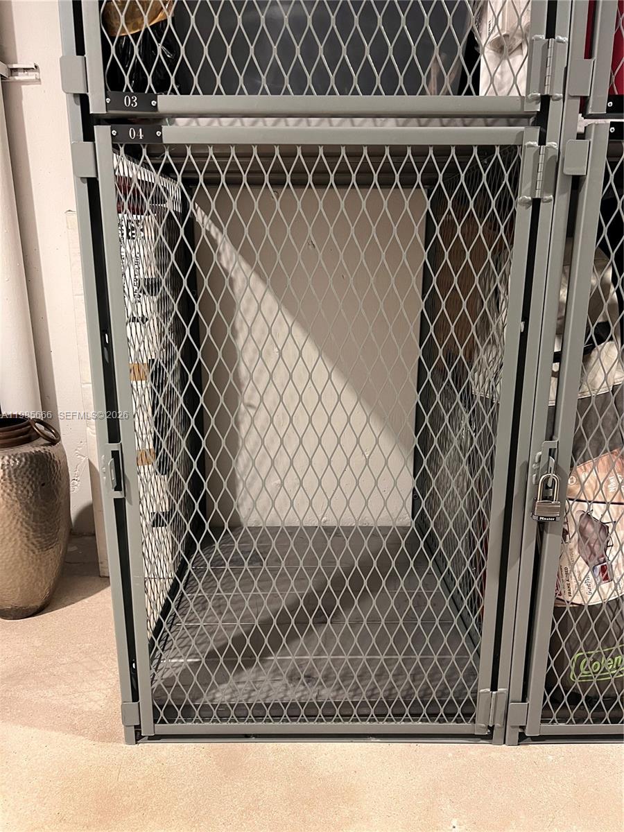 THE ISLANDER CLUB CONDO - Residential Lease