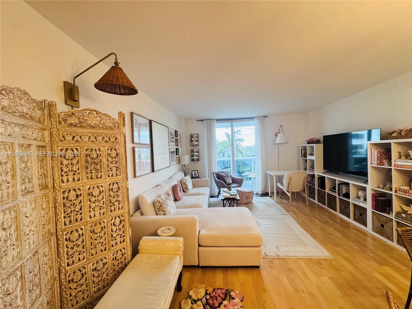 THE ISLANDER CLUB CONDO - Residential Lease