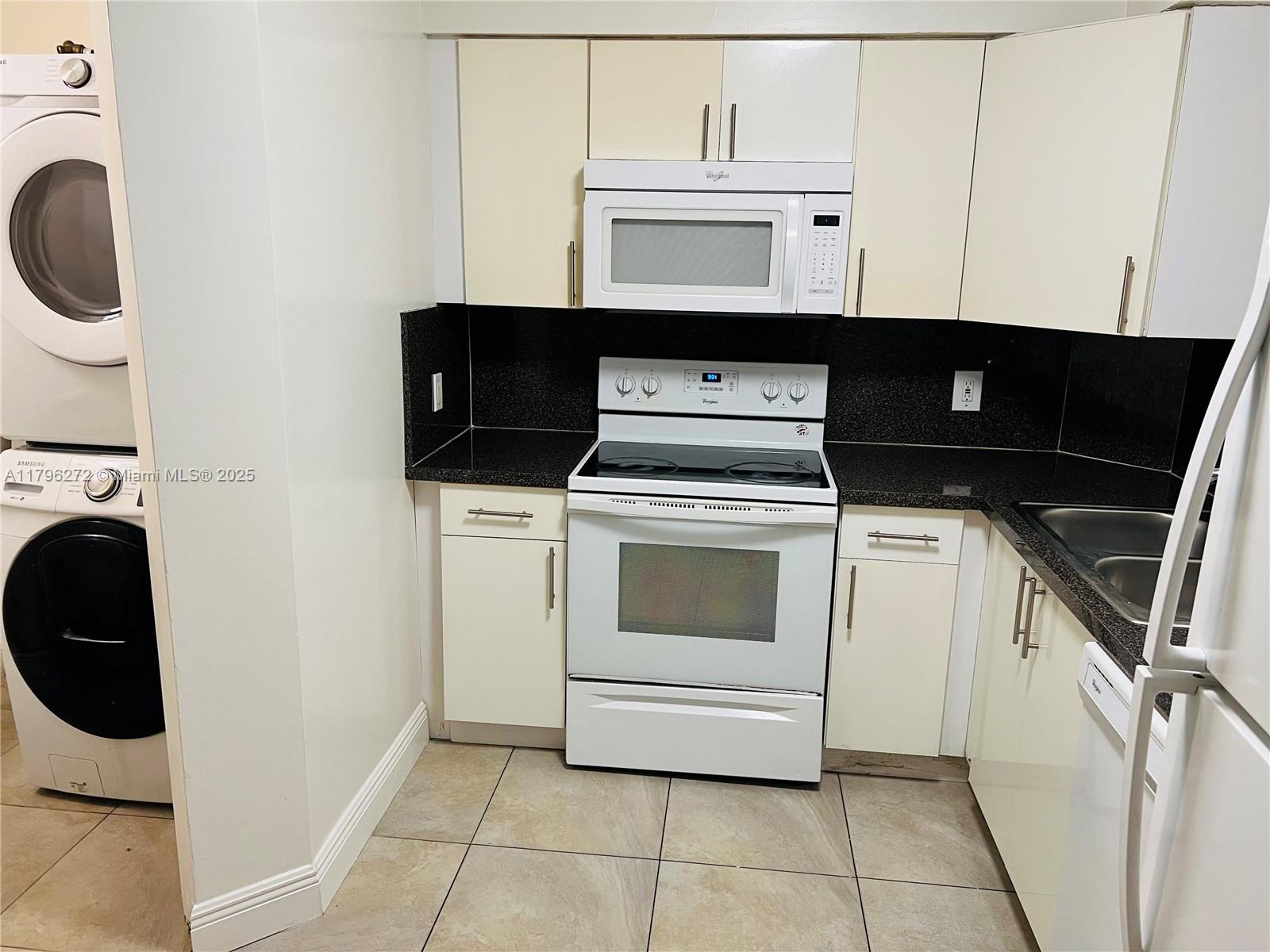 MIRASSOU CONDO - Residential