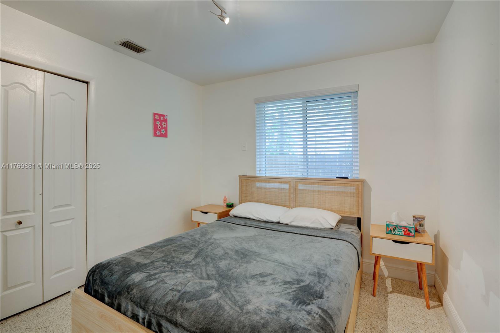OVERBROOK PARK - Residential Income
