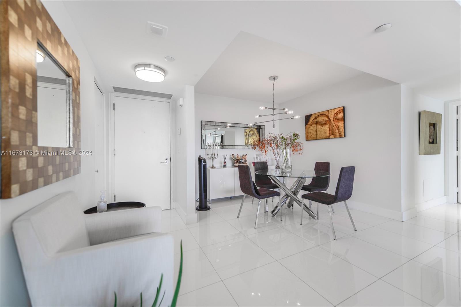 1000 ISL BLVD WILLIAMS IS - Residential