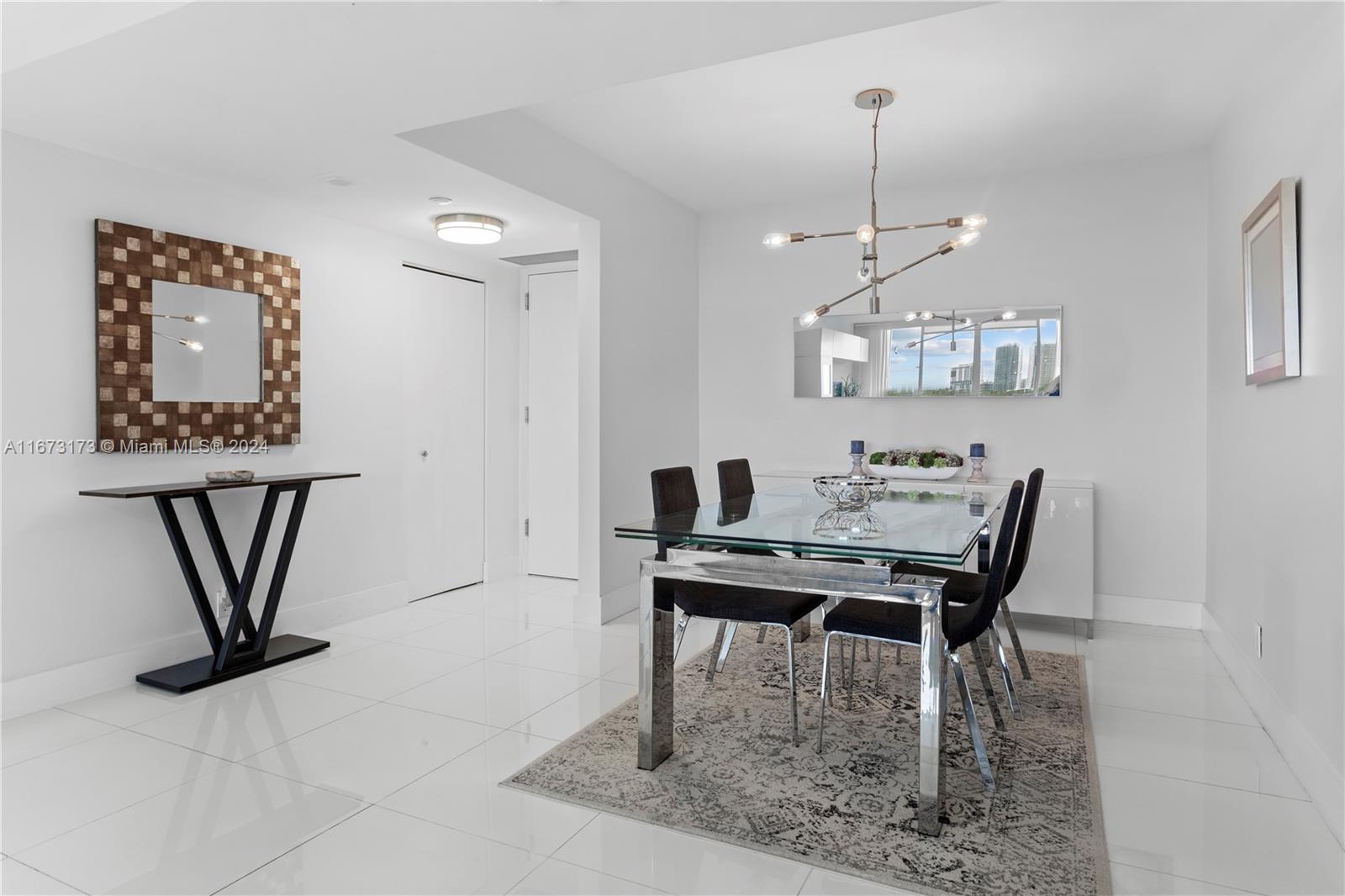 1000 ISL BLVD WILLIAMS IS - Residential