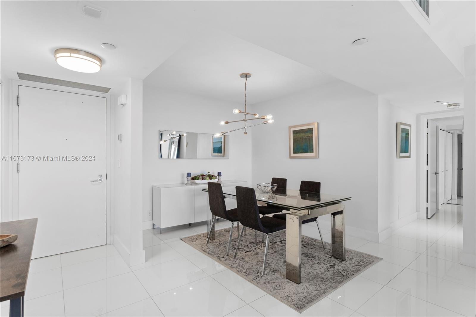 1000 ISL BLVD WILLIAMS IS - Residential