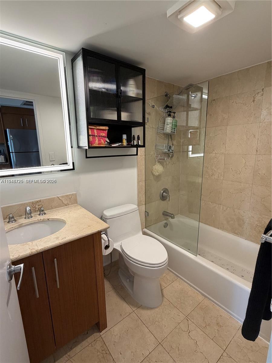 HARBOUR HOUSE - Residential