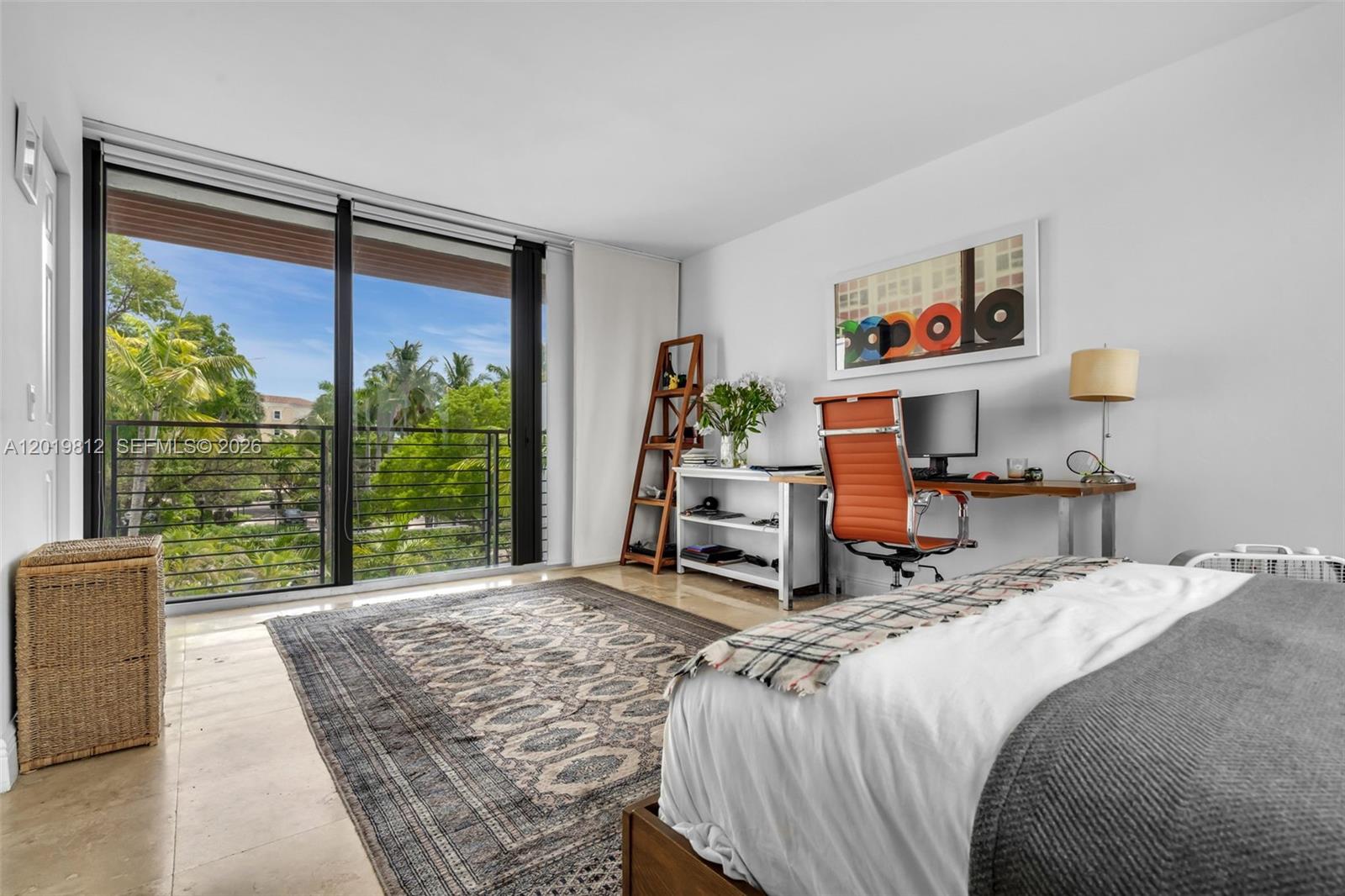 GDNS OF KEY BISC-ALHAMBRA - Residential