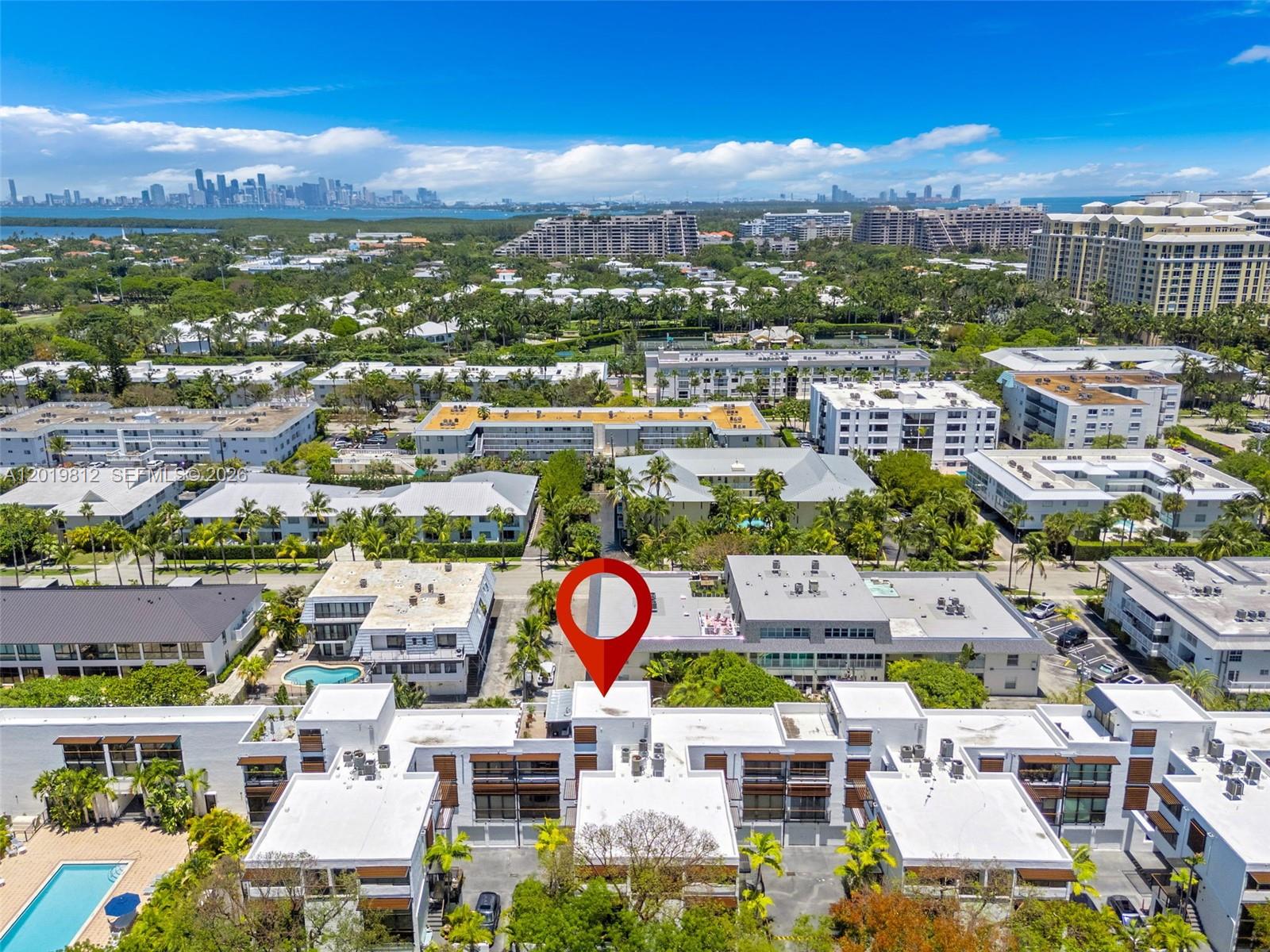 GDNS OF KEY BISC-ALHAMBRA - Residential